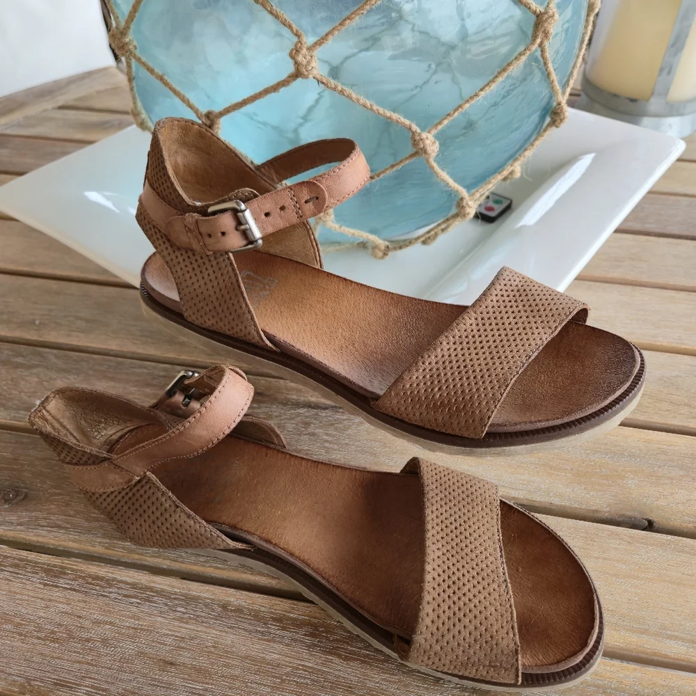 Miz Mooz Perforated Leather Sandals Strap Ankle Women 40 9 9.5 Casual Summer EUC - Picture 9 of 15